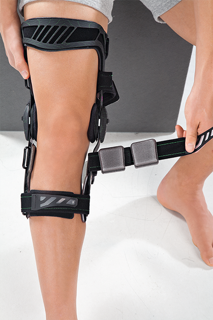 M.4 X-Lock - M.4 X-lock - 膝装具 | メディ・ジャパン株式会社